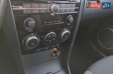 Хэтчбек Mazda 3 2008 в Киеве