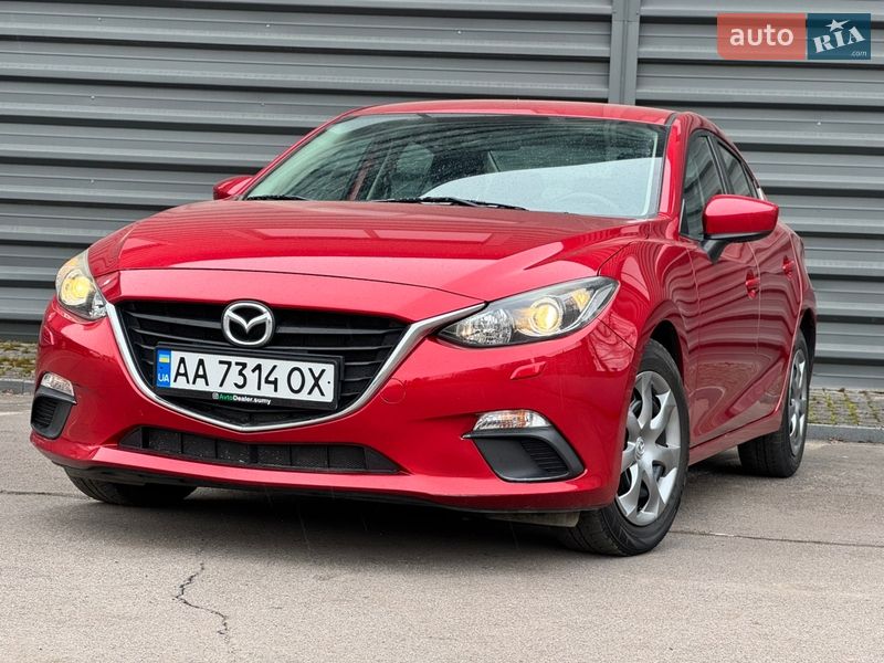 Седан Mazda 3 2015 в Сумах