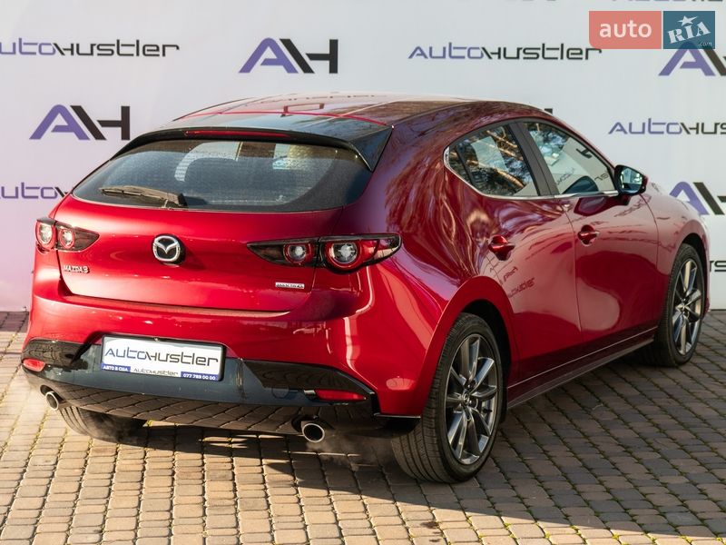 Хэтчбек Mazda 3 2025 в Киеве