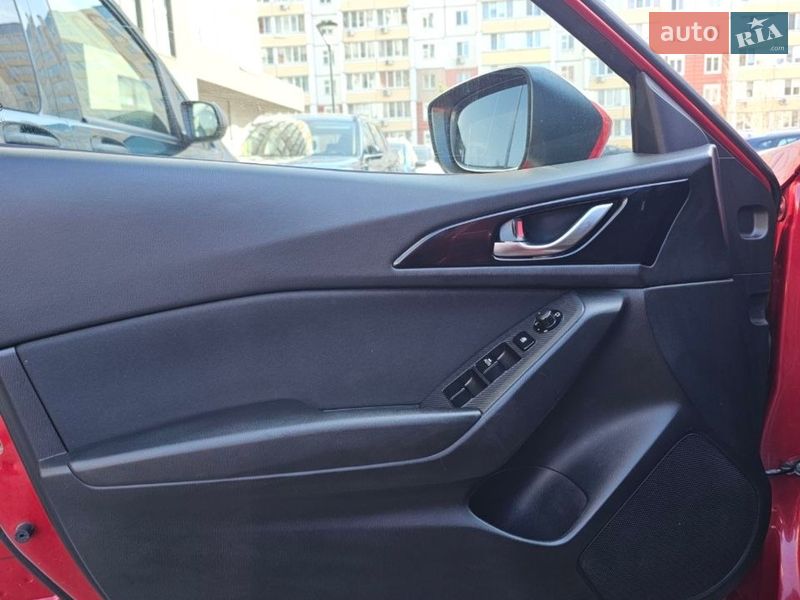 Седан Mazda 3 2014 в Киеве фото 36 Седан Mazda 3 2014 в Киеве