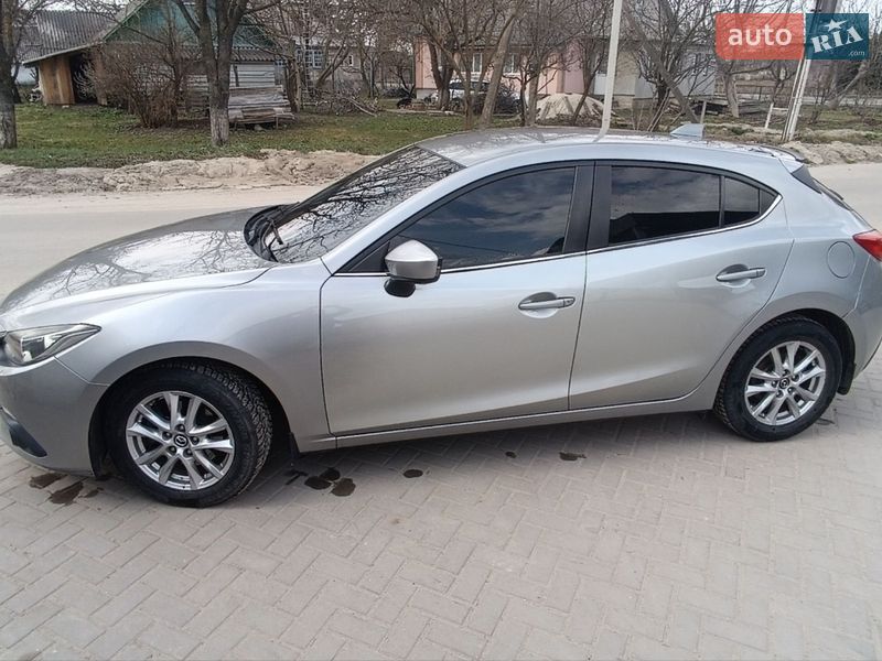 Хэтчбек Mazda 3 2014 в Косове