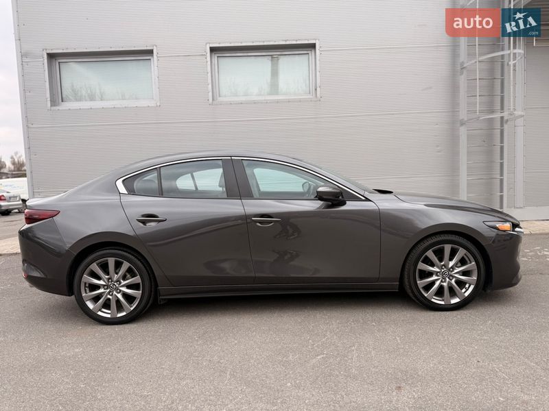 Седан Mazda 3 2018 в Дніпрі фото 2 Седан Mazda 3 2018 в Дніпрі