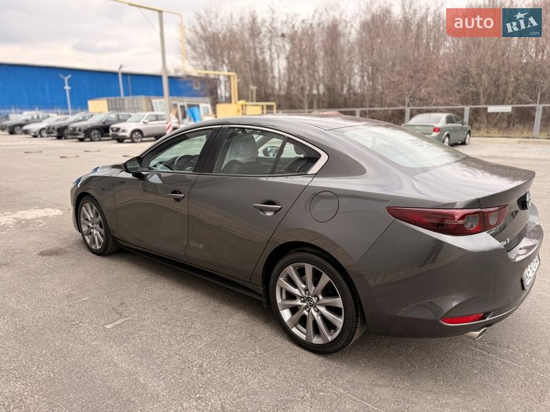 Седан Mazda 3 2018 в Дніпрі фото 3 Седан Mazda 3 2018 в Дніпрі