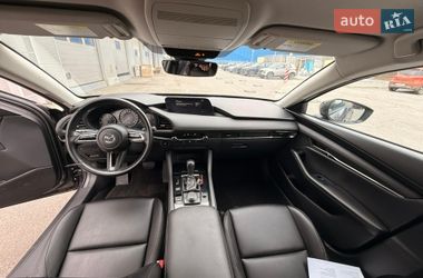Седан Mazda 3 2018 в Днепре