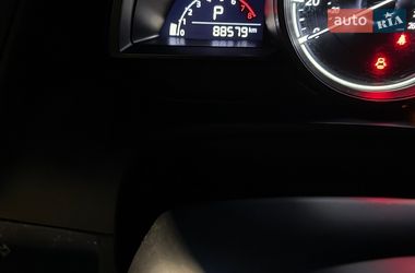 Седан Mazda 3 2018 в Дніпрі