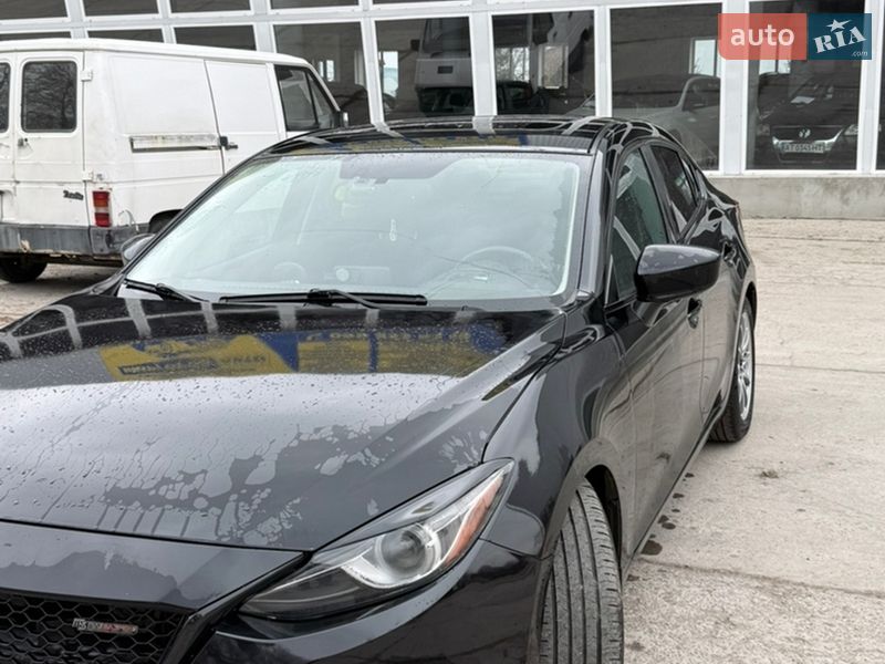 Седан Mazda 3 2015 в Миргороде