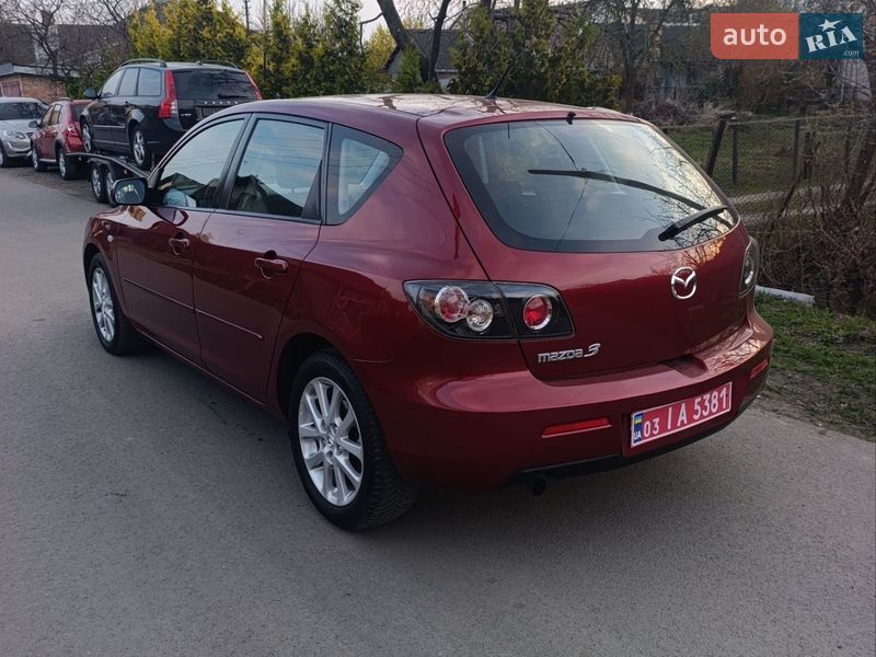 Хэтчбек Mazda 3 2008 в Луцке
