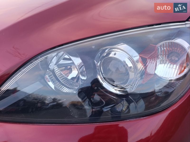 Хэтчбек Mazda 3 2008 в Луцке