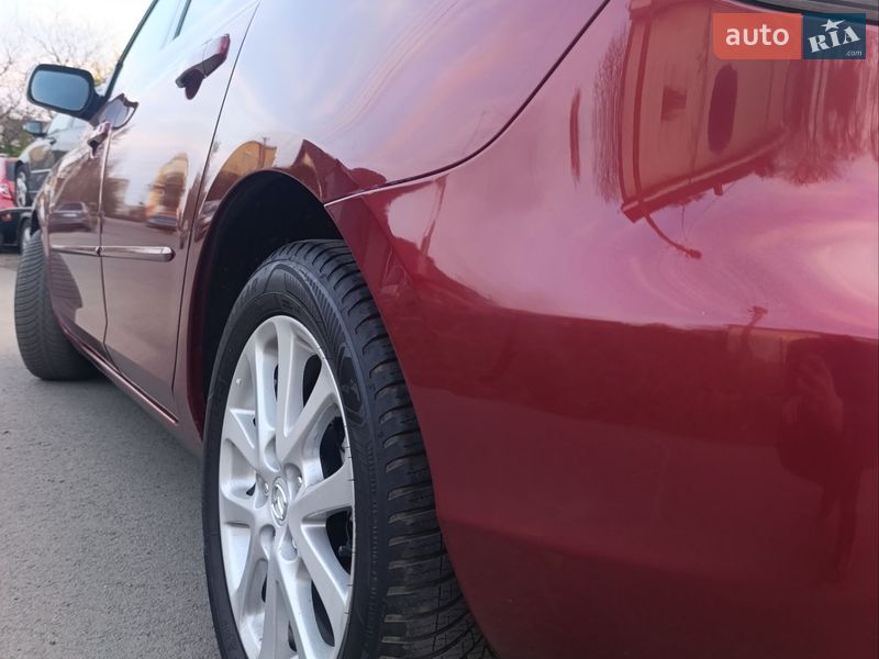 Хэтчбек Mazda 3 2008 в Луцке