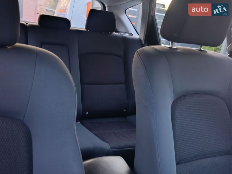 Хэтчбек Mazda 3 2008 в Луцке
