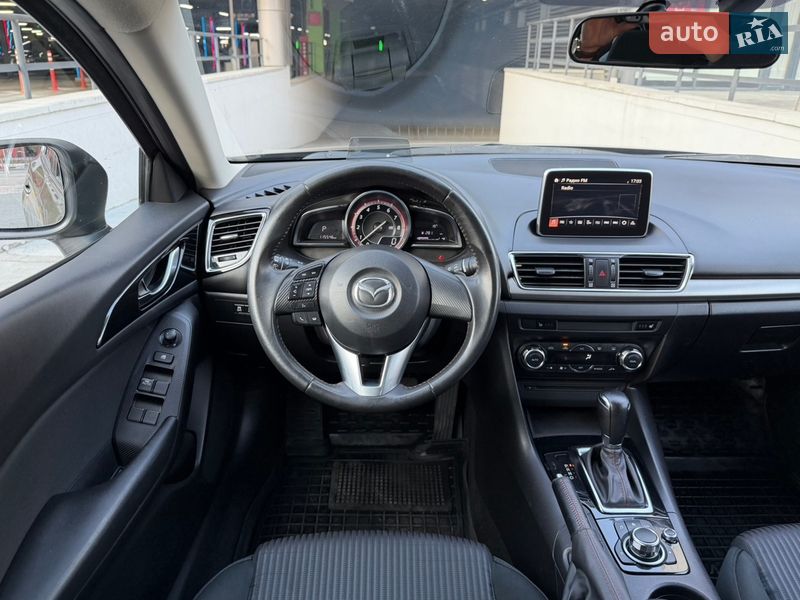 Седан Mazda 3 2014 в Киеве