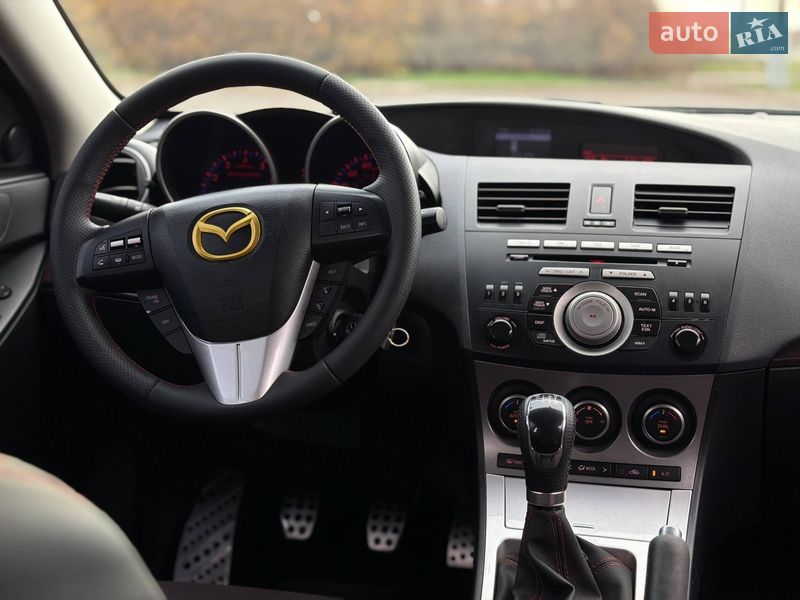 Хэтчбек Mazda 3 2010 в Кривом Роге