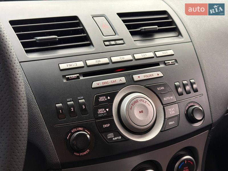 Хэтчбек Mazda 3 2010 в Кривом Роге