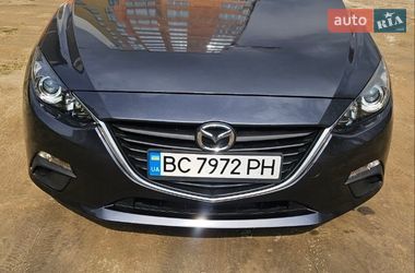 Хэтчбек Mazda 3 2016 в Львове