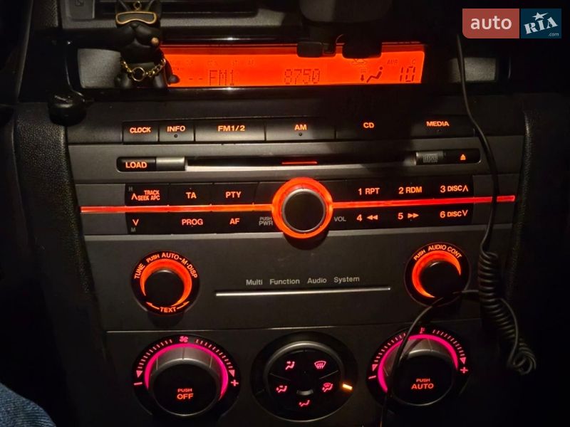 Седан Mazda 3 2008 в Киеве