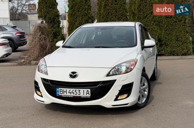 Седан Mazda 3 2011 в Киеве