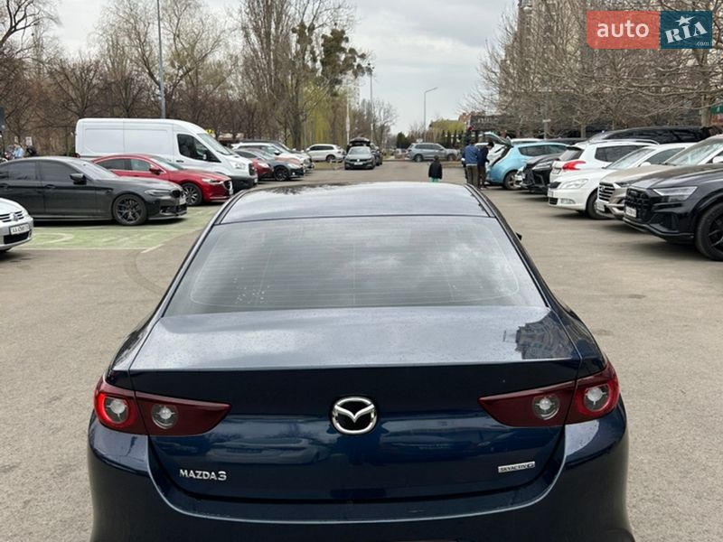 Седан Mazda 3 2022 в Києві