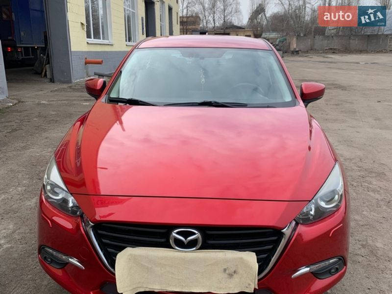 Хэтчбек Mazda 3 2017 в Чернигове фото Хэтчбек Mazda 3 2017 в Чернигове