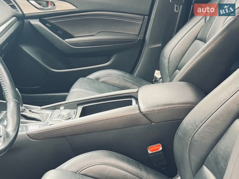 Седан Mazda 3 2018 в Дніпрі фото 15 Седан Mazda 3 2018 в Дніпрі