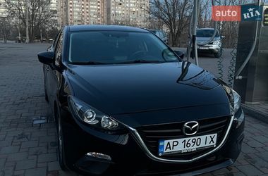 Седан Mazda 3 2016 в Запоріжжі