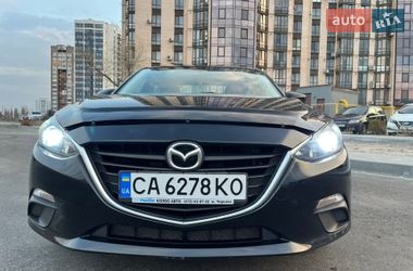 Седан Mazda 3 2015 в Черкассах
