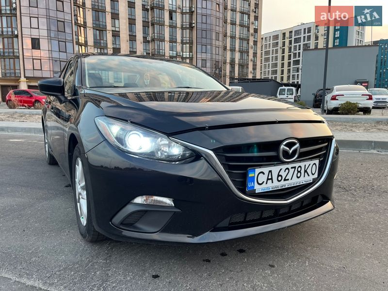 Седан Mazda 3 2015 в Черкассах
