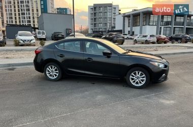Седан Mazda 3 2015 в Черкассах