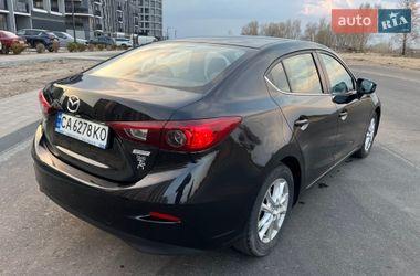 Седан Mazda 3 2015 в Черкассах