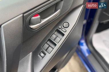 Хэтчбек Mazda 3 2009 в Киеве