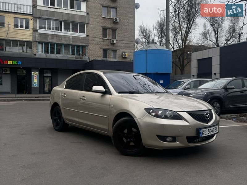 Седан Mazda 3 2005 в Дніпрі