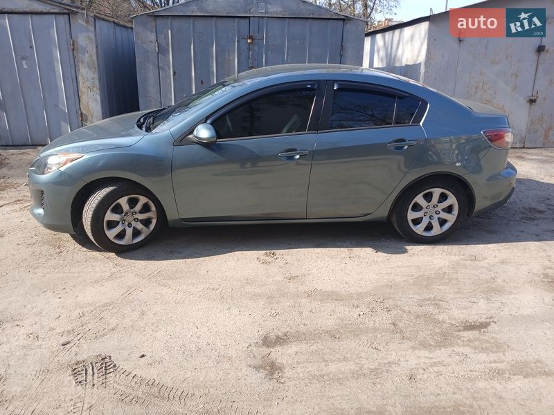 Седан Mazda 3 2012 в Кременчуге фото 2 Седан Mazda 3 2012 в Кременчуге