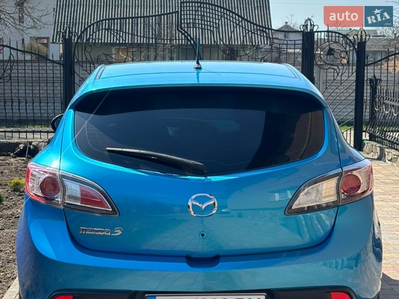 Хэтчбек Mazda 3 2009 в Калуше