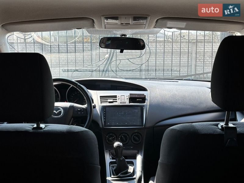 Хэтчбек Mazda 3 2009 в Калуше