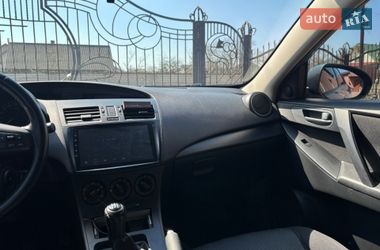 Хэтчбек Mazda 3 2009 в Калуше