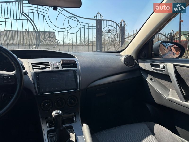 Хэтчбек Mazda 3 2009 в Калуше
