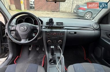 Хэтчбек Mazda 3 2004 в Днепре