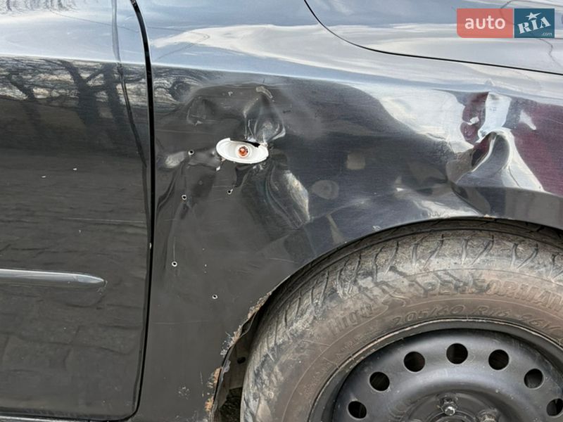 Хэтчбек Mazda 3 2004 в Днепре