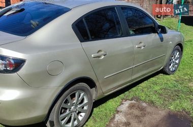 Седан Mazda 3 2006 в Прилуках