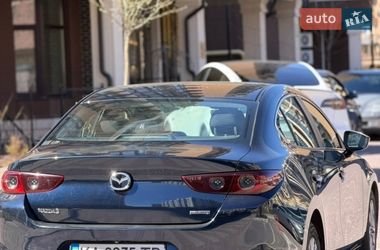 Седан Mazda 3 2021 в Киеве