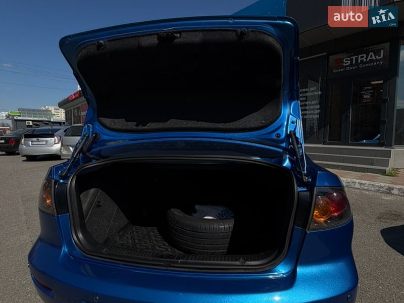 Седан Mazda 3 2006 в Одесі