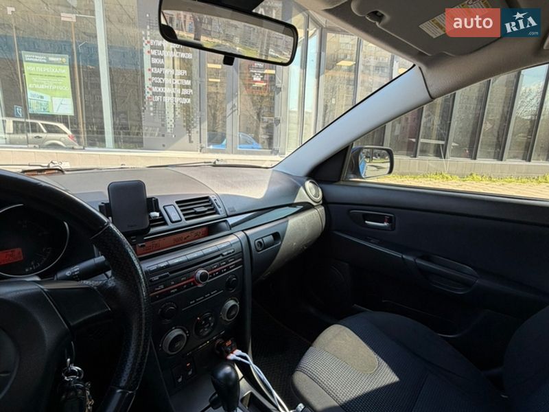 Седан Mazda 3 2006 в Одесі