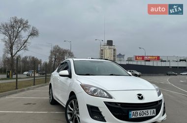 Седан Mazda 3 2010 в Киеве