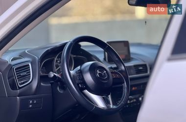 Седан Mazda 3 2015 в Миколаєві