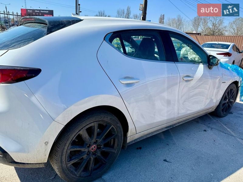 Хетчбек Mazda 3 2020 в Києві