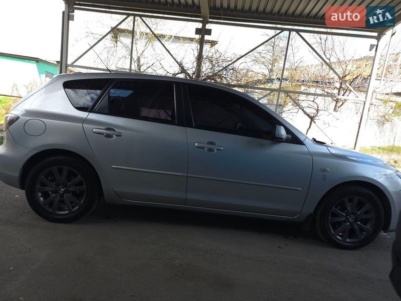 Хетчбек Mazda 3 2007 в Дніпрі