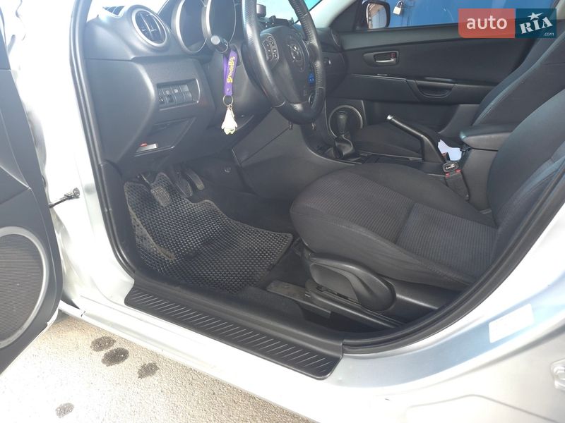 Хетчбек Mazda 3 2007 в Дніпрі