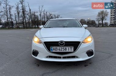 Седан Mazda 3 2015 в Києві