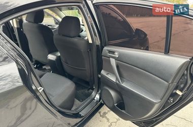 Седан Mazda 3 2010 в Корце