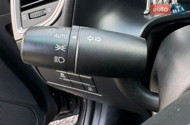 Седан Mazda 3 2017 в Києві