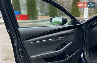 Седан Mazda 3 2019 в Житомире
